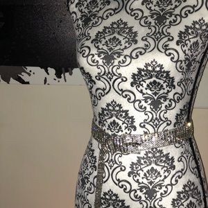 Sliver rhinestone belt